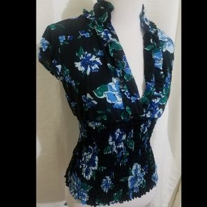 Sele Blouse low V-NECK